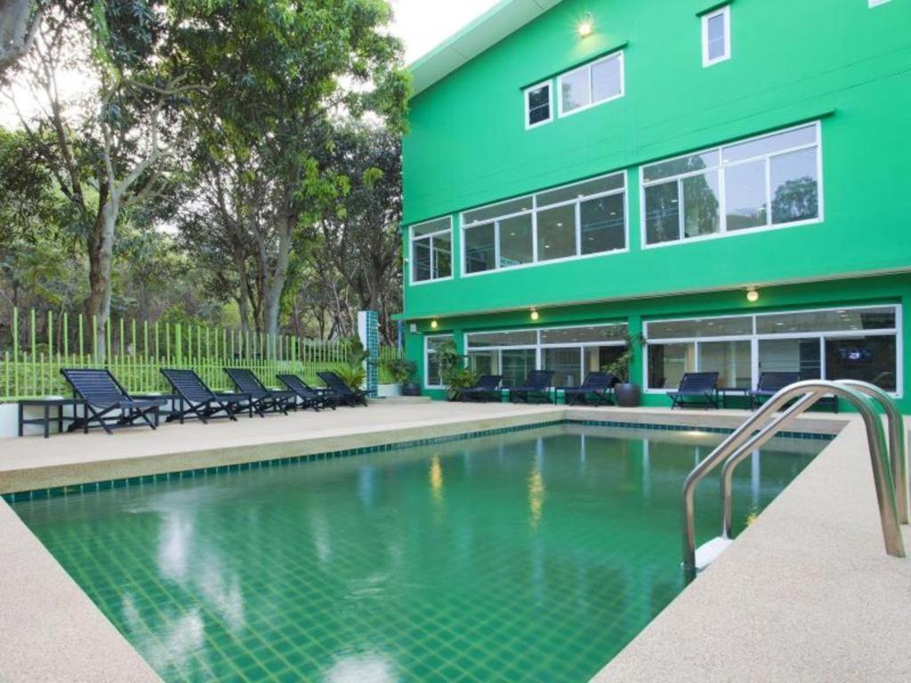 Wiz Hotel Pattaja Kültér fotó